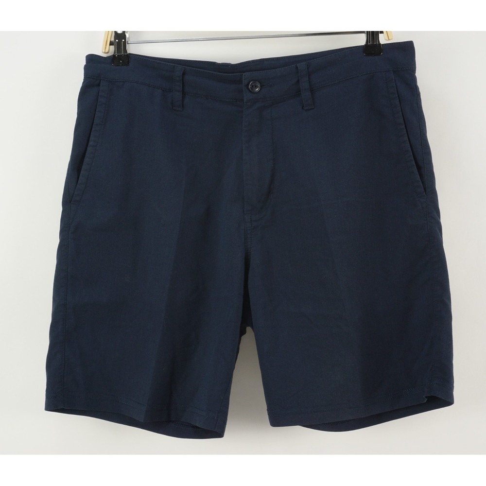 tasc Bamboo Performance Athletic Motion Chino Shorts Men's 32 x 8"‎ Navy Blue